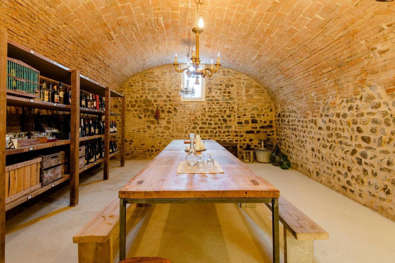 La Casa Sulle Mura Montecchio Emilia Luaran gambar